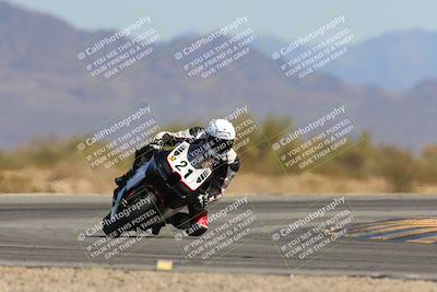 media/Mar-21-2025-CVMA Friday Practice (Fri) [[30cd4fe323]]/3-Racer 2/Session 6 (Turn 15)/